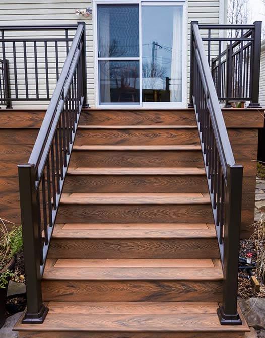 ezdeck-naturalrustik-GTA-Mississauga-vancouver-calgary-Regina-fascia-deck-skirting-steps-san-diego-san-fransisco-california-las-vegas-saskatoon-london-ottawa